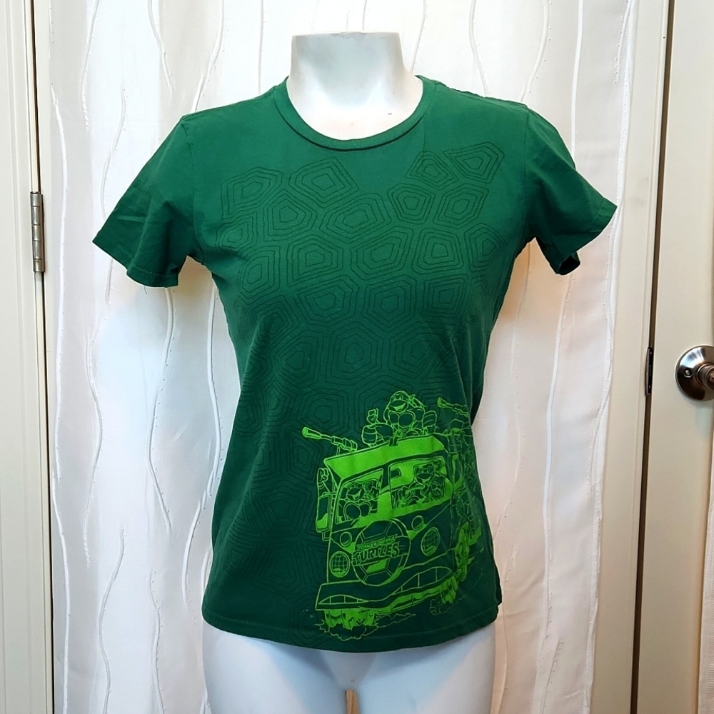 Nickelodeon Teenage Mutant Ninja Turtles TMNT Exclusive Shirt